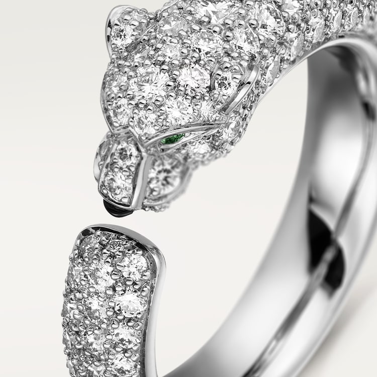 Panthère de Cartier ring styling image