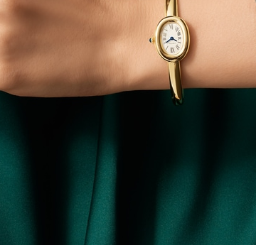 Cartier Baignoire watch close worn view on wrist