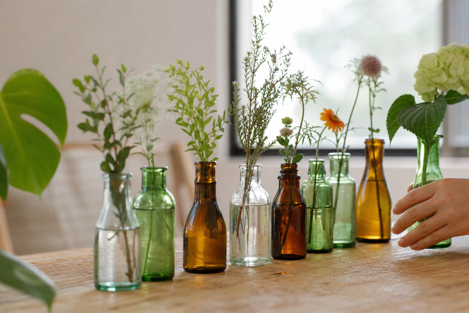 Bottle-Glass Bud Vase Set